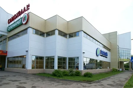 Каркас здания Торгового центра "Заокский" размерами 41,40х127,20х7,80 м
