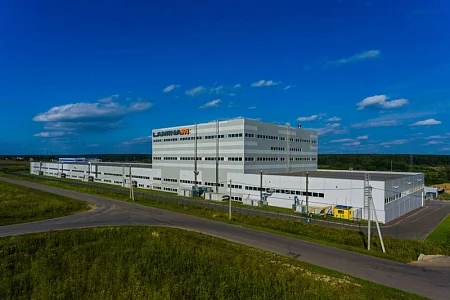 Ограждающие конструкции для завода по производству керамических плит, объем поставки - 11,5 тыс. кв.м