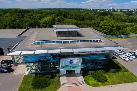 Автосалон VolksWagen "Фольксваген Центр Курск" размерами 37,50x90,00x7,50 м